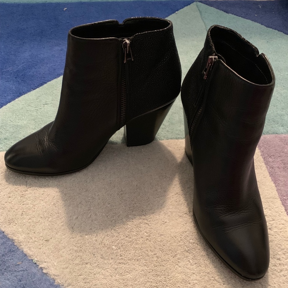 Dolce Vita Speckle Booties